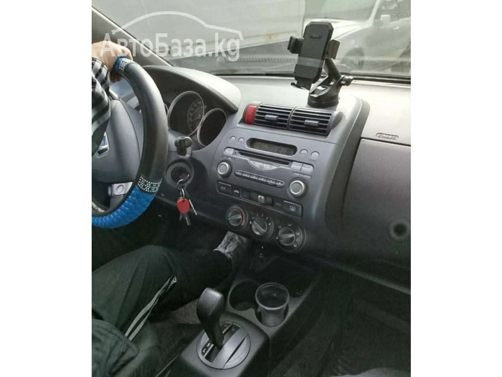 Honda Jazz 2003 года за 755 000 сом