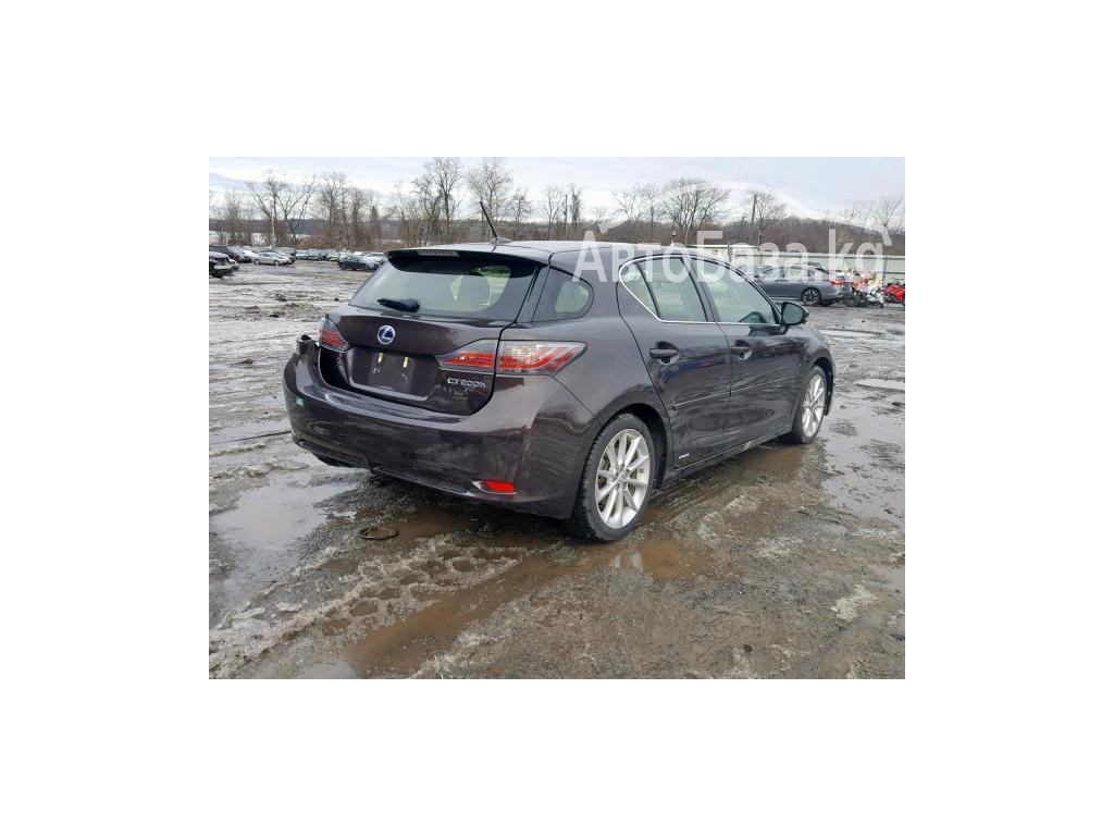 Lexus CT 2013 года за ~930 900 сом