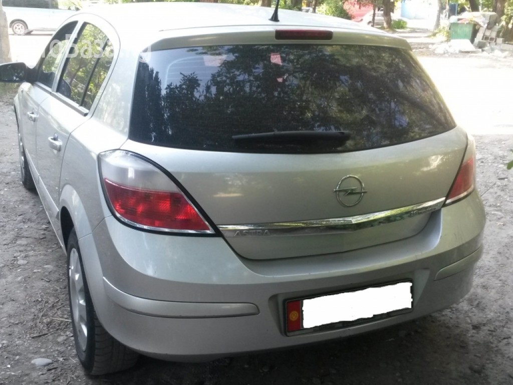 Opel Astra 2004 года за ~517 300 сом