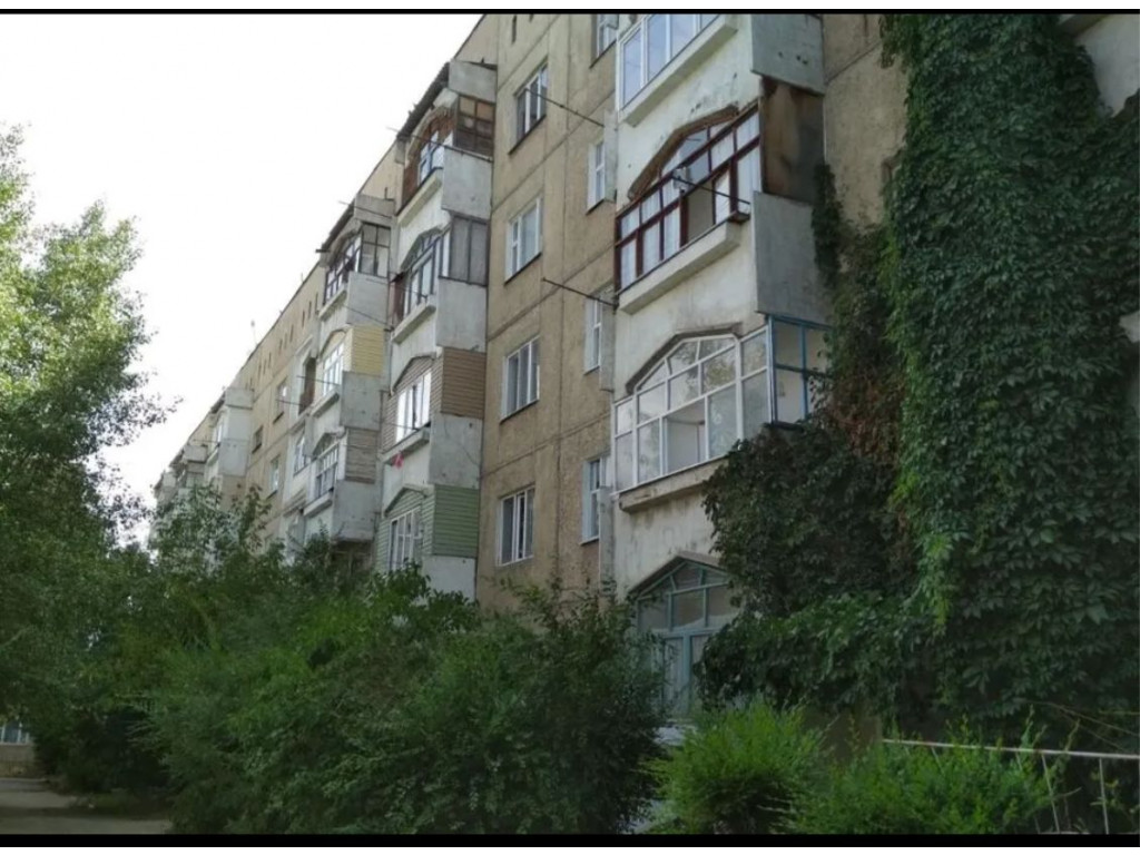 Срочно! Продается 2х комнатная просторная квартира