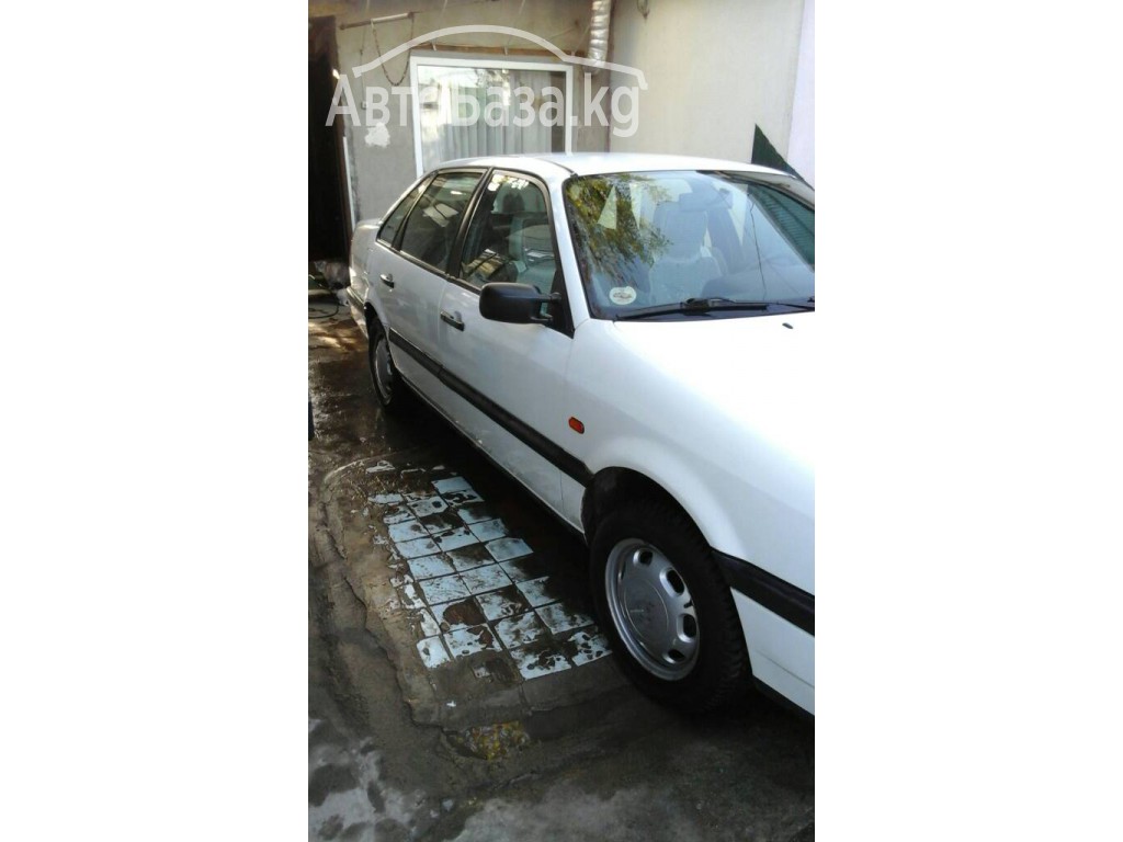 Volkswagen Passat 1994 года за ~241 400 сом