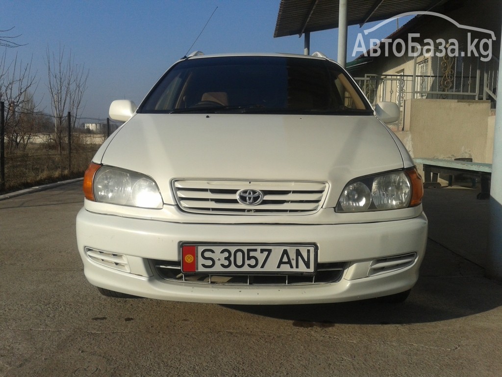 Toyota Ipsum 2000 года за ~310 400 сом