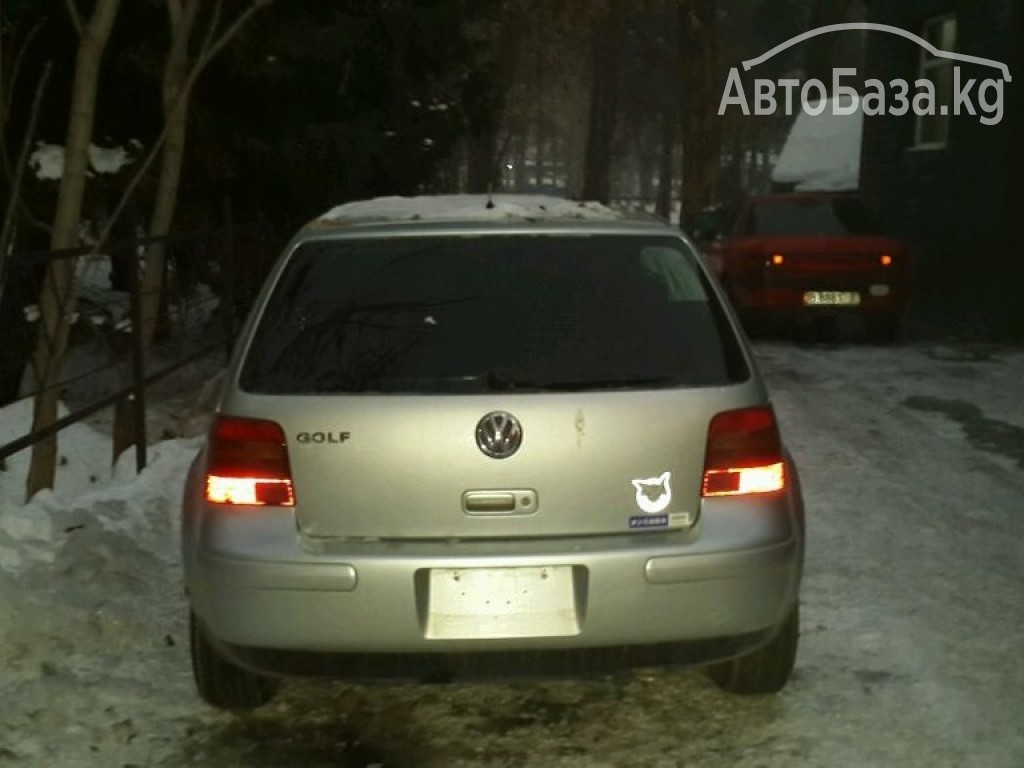 Volkswagen Golf 2003 года за ~258 700 сом