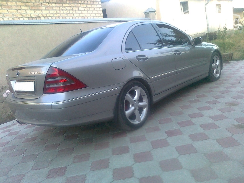 Mercedes-Benz C-Класс 2005 года за ~470 100 сом