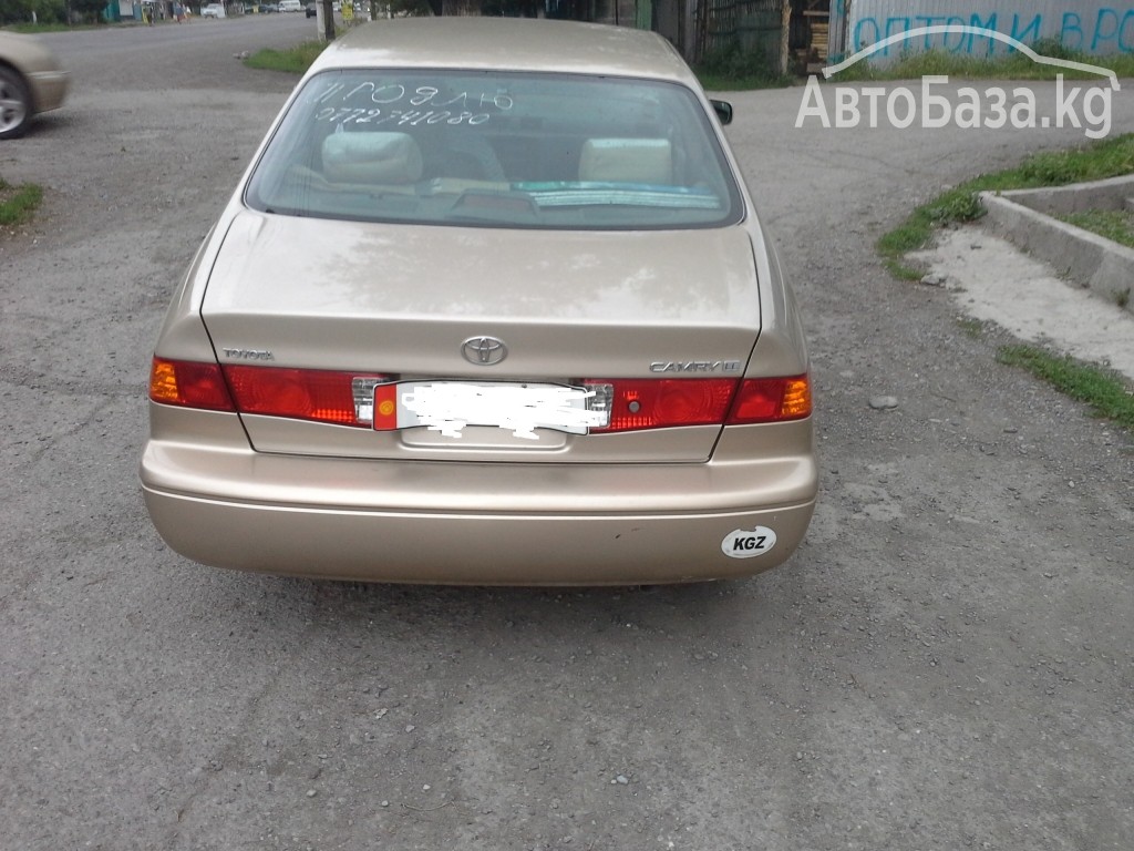 Toyota Camry 2000 года за ~646 600 сом