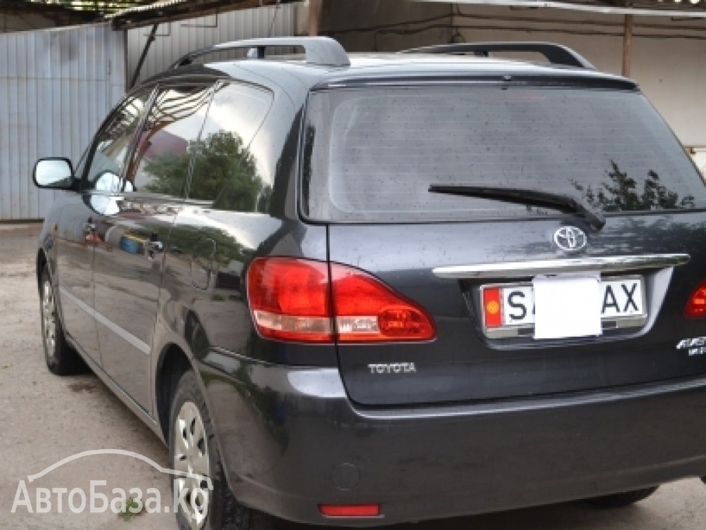 Toyota Avensis Verso 2004 года за ~931 100 сом