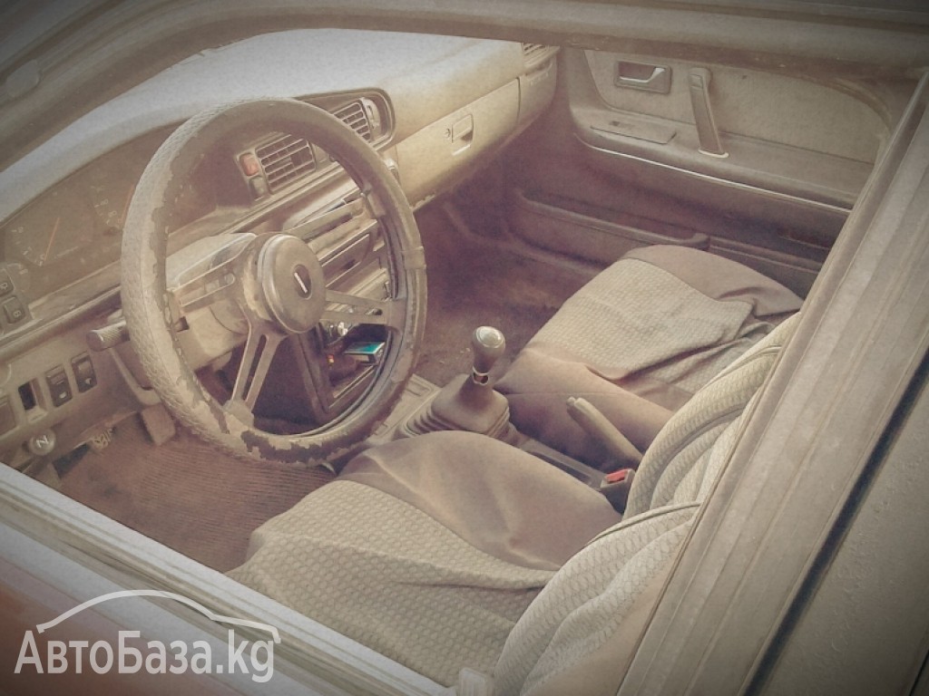 Mazda 626 1989 года за ~129 400 сом