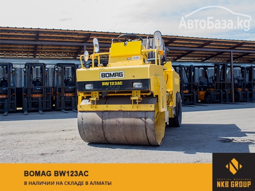 Каток Bomag BW123AC