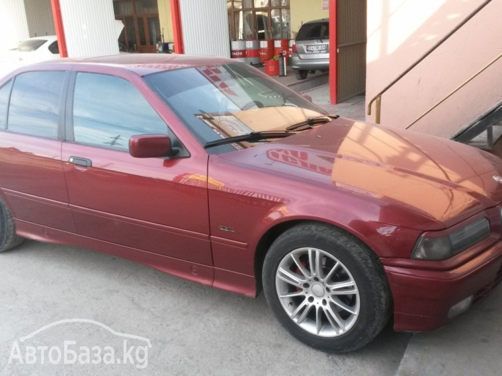 BMW 3 серия 2000 года за ~301 800 сом