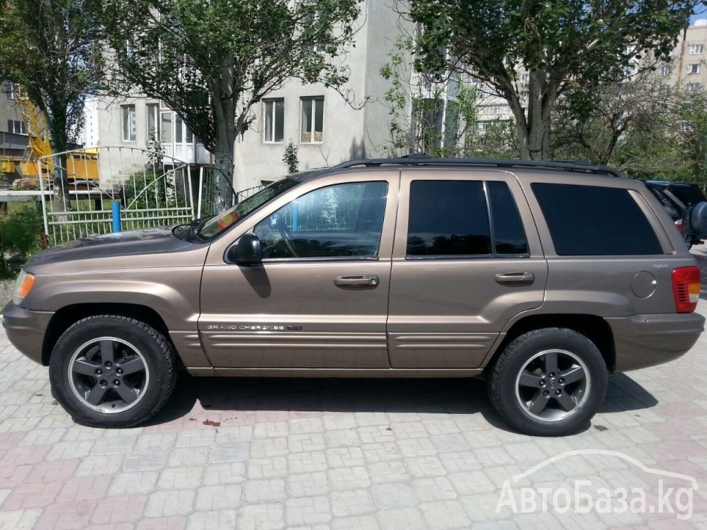 Jeep Grand Cherokee 2001 года за ~796 500 сом