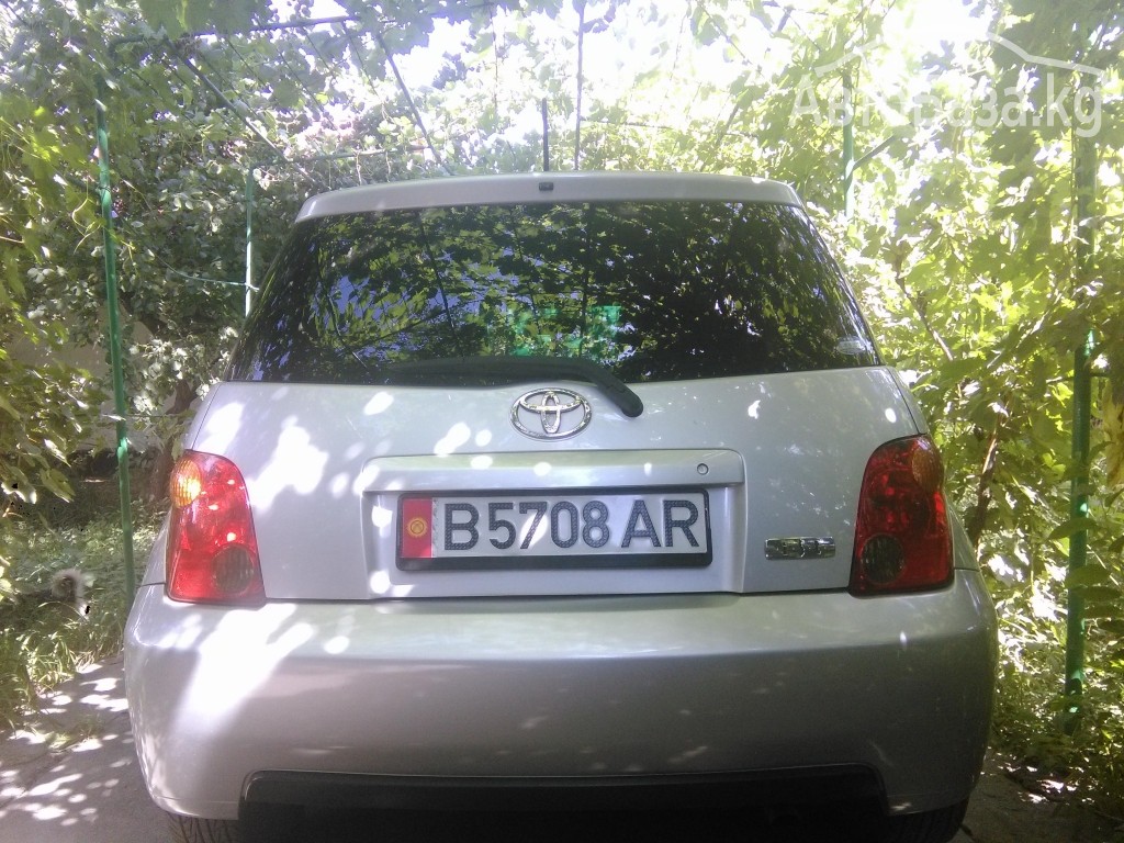 Toyota Ist 2002 года за ~370 700 сом