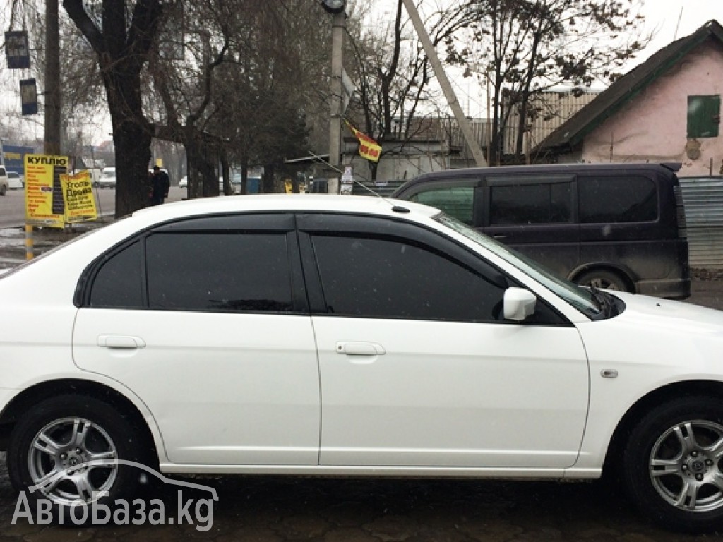 Honda Civic 2004 года за ~362 100 сом