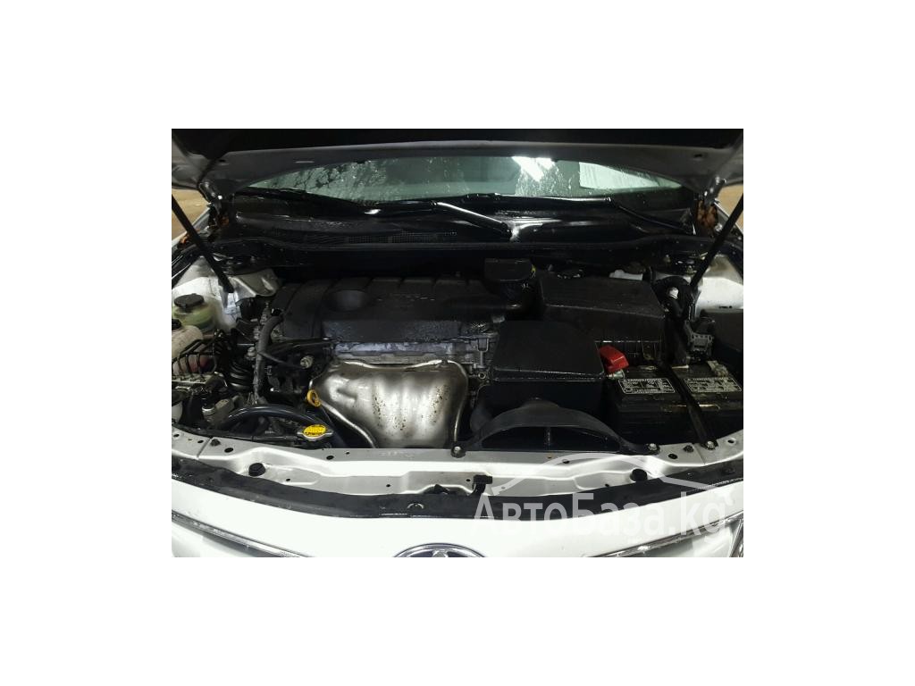 Toyota Camry 2011 года за ~885 000 сом