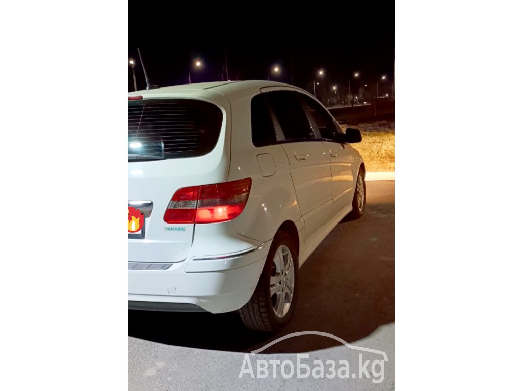 Mercedes-Benz B-Класс 2009 года за ~793 200 сом