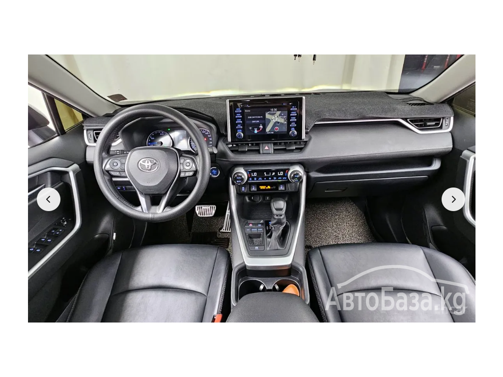 Toyota RAV4 2017 года за ~2 500 000 сом