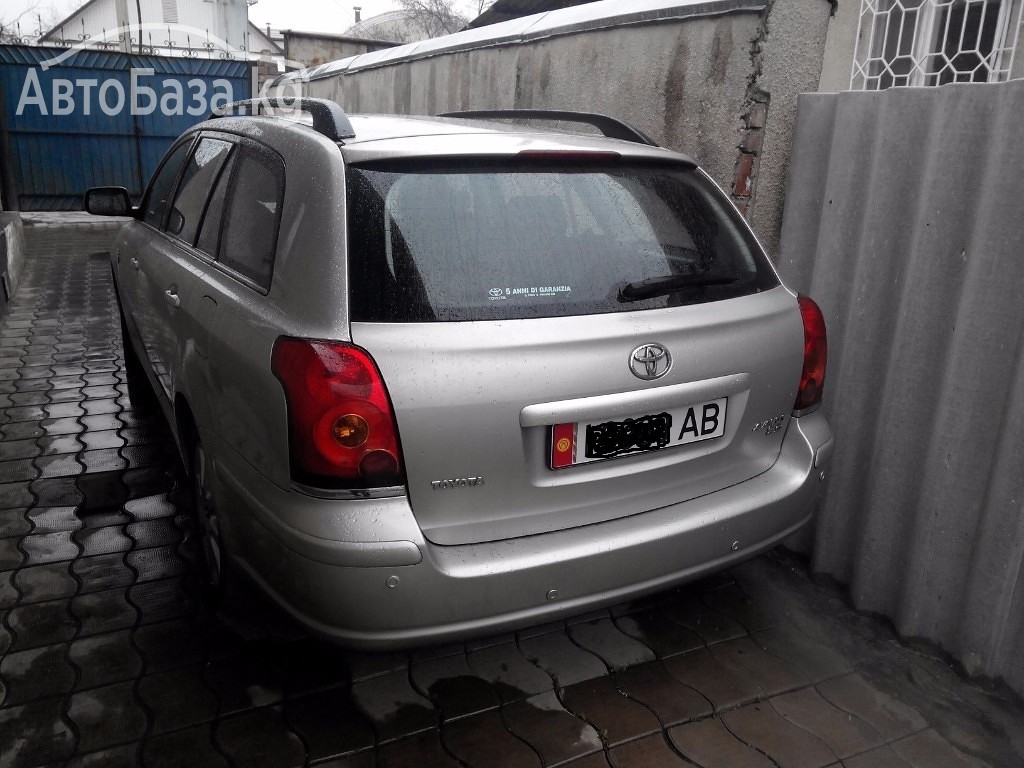 Toyota Avensis 2004 года за ~800 сом