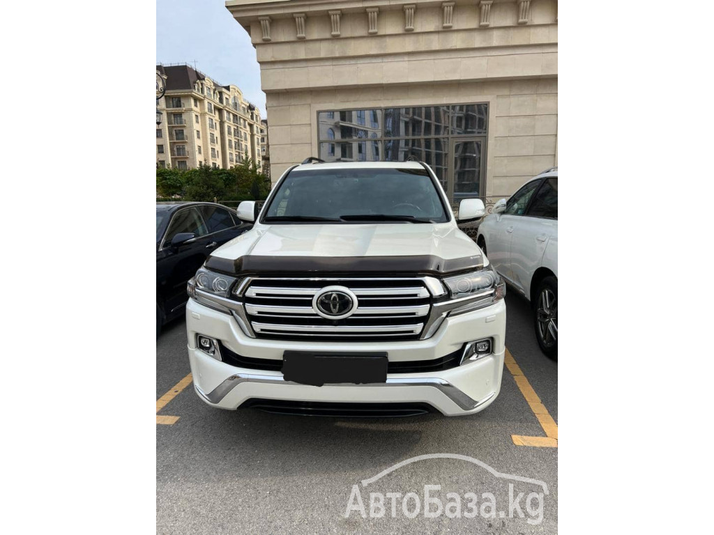 Toyota Land Cruiser 2017 года за ~7 265 000 сом