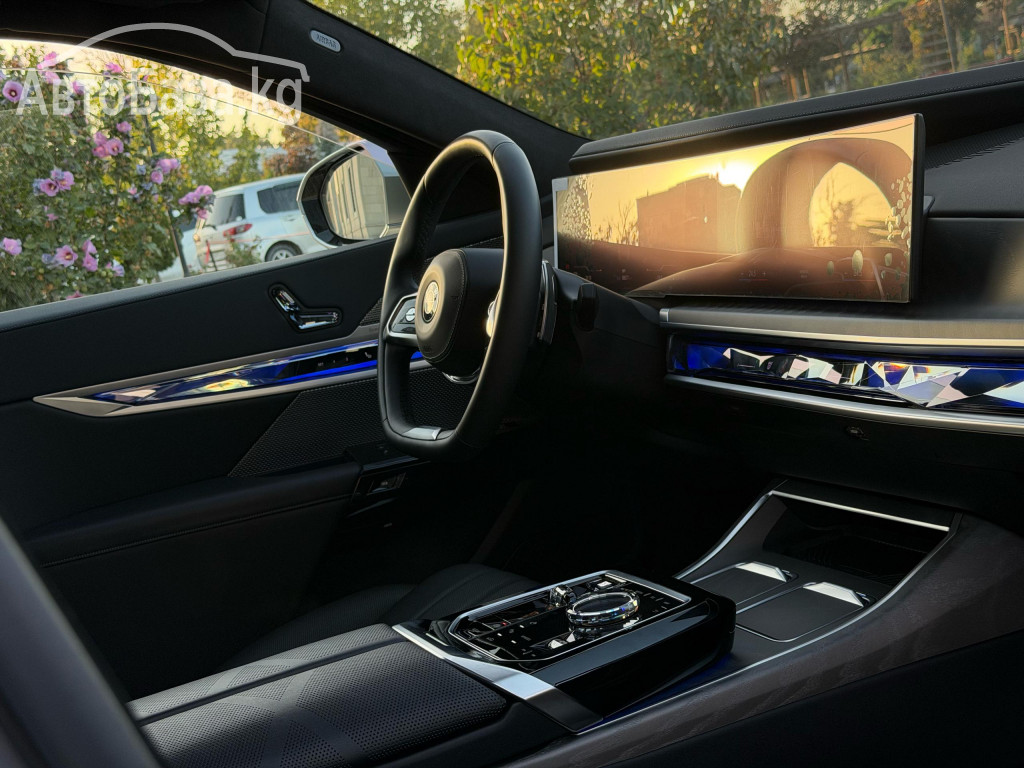 BMW 7 серия 2017 года за ~60 000 000 тг