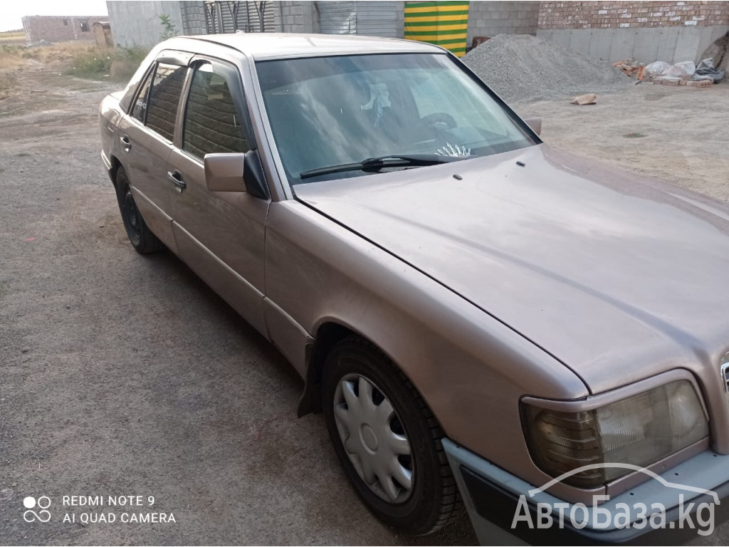 Mercedes-Benz E-Класс 1993 года за ~350 900 сом