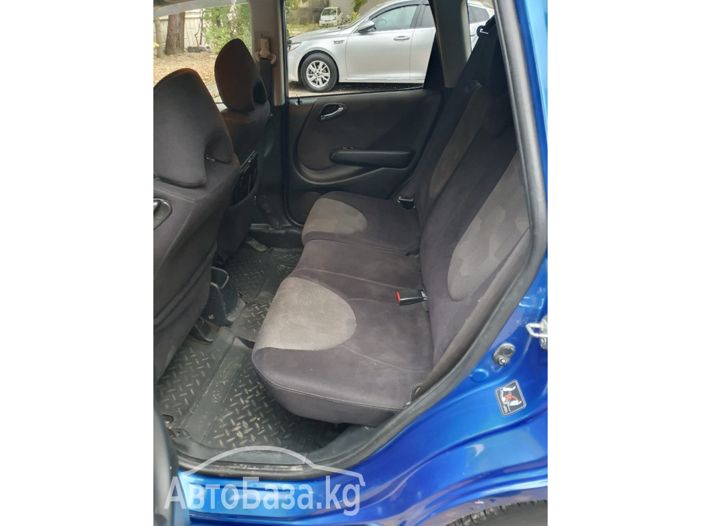 Honda Jazz 2008 года за 740 000 сом