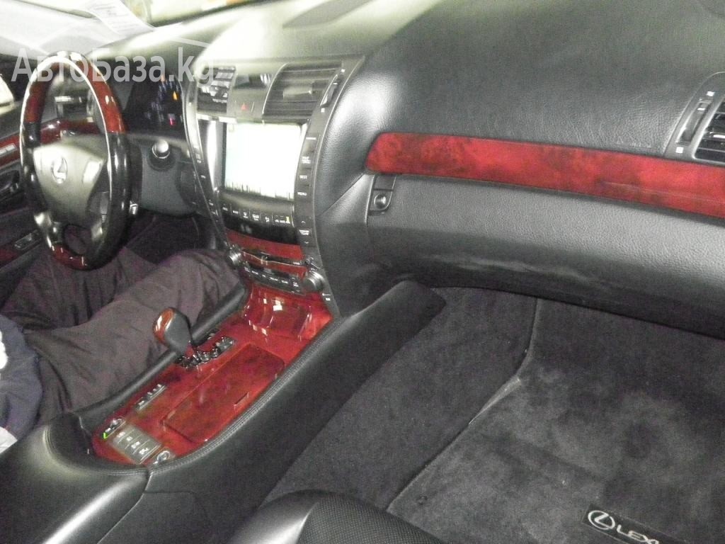 Lexus LS 2011 года за ~1 876 200 сом