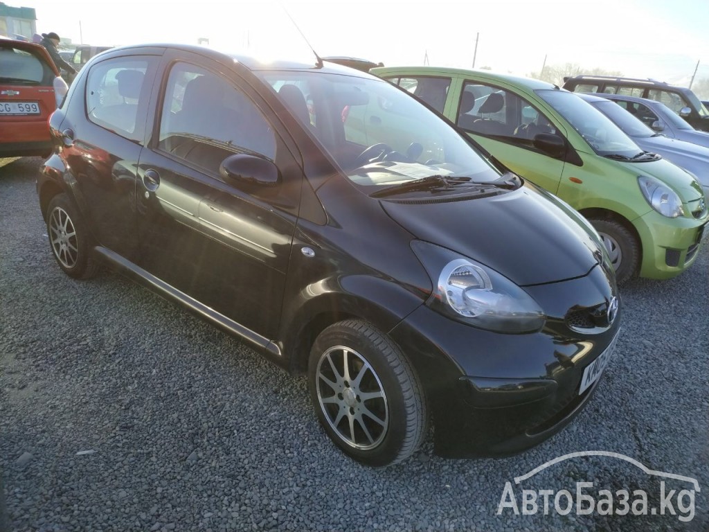 Toyota Aygo 2008 года за 315 000 сом