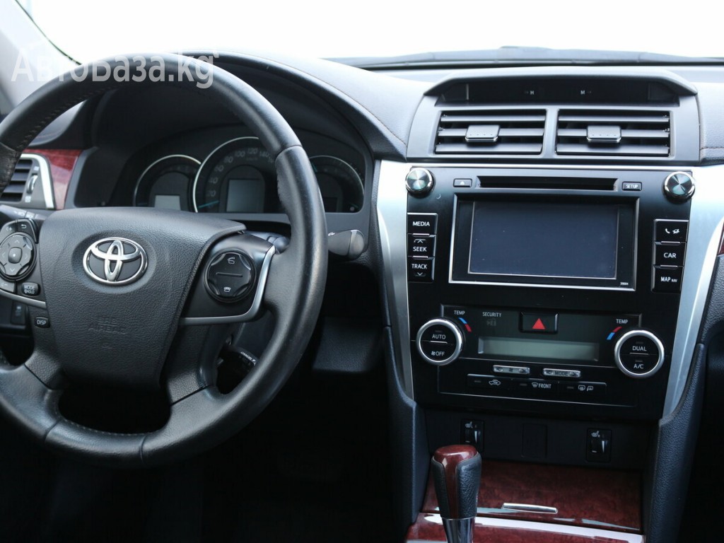 Toyota Camry 2013 года за ~1 345 200 сом