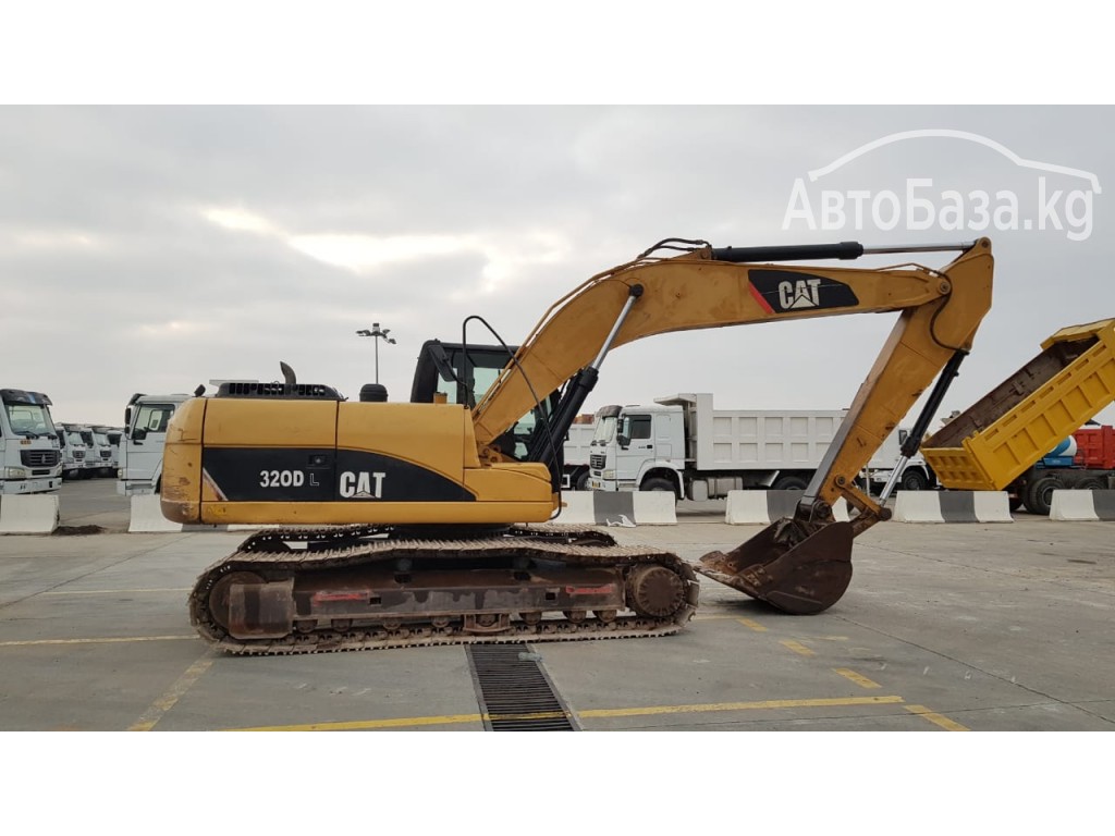 Продам гусеничный экскаватор Caterpillar 320DL