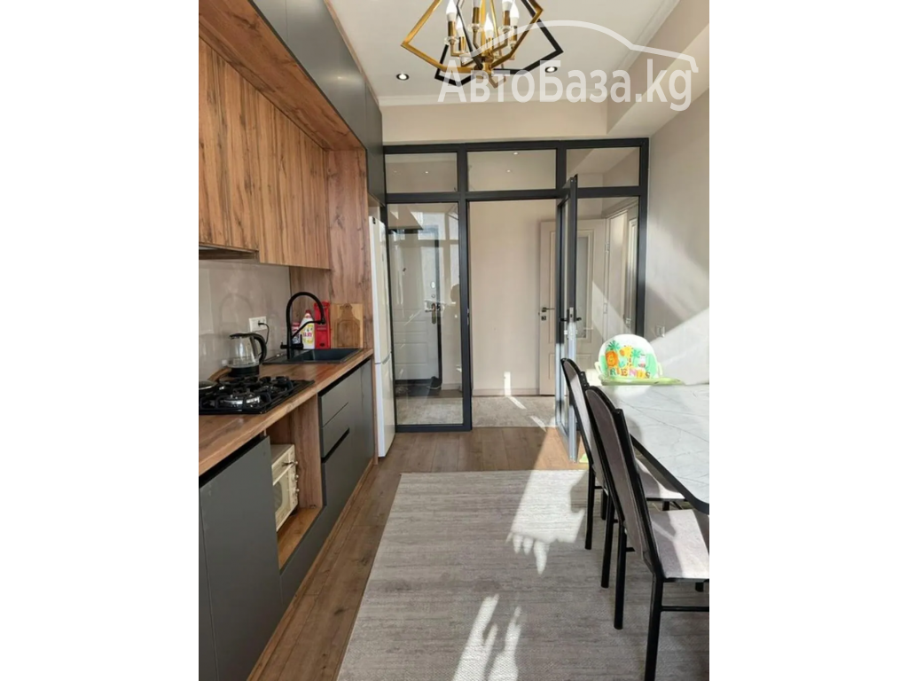 Продается 2 комнатная квартира с дизайнерским ремонтом. ЖК Вегас