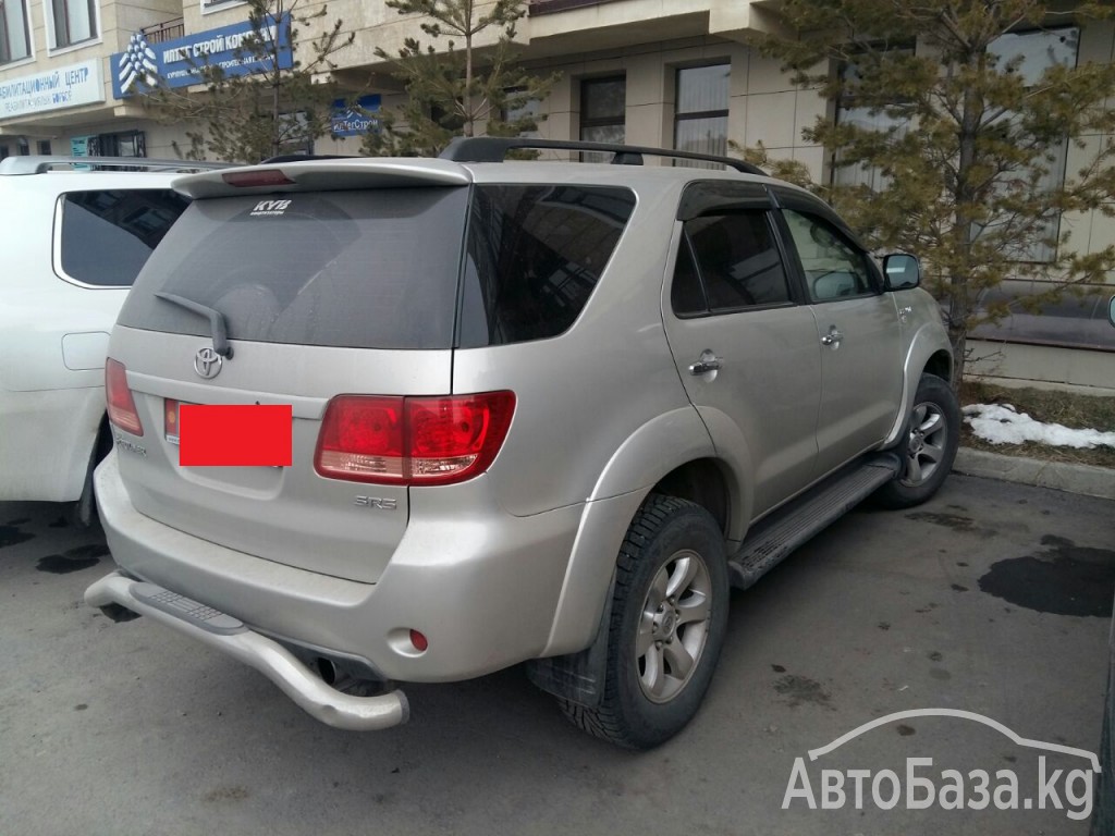 Toyota Fortuner 2008 года за ~1 454 600 руб.