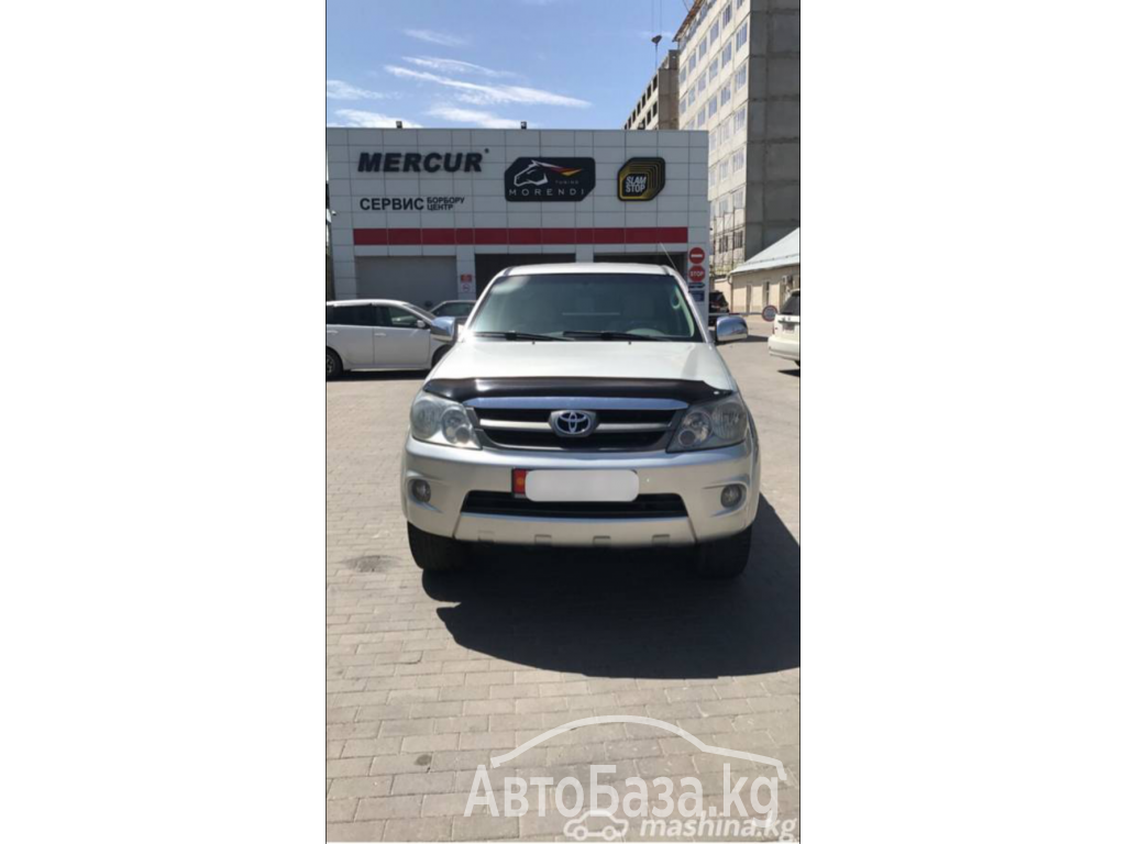 Toyota Fortuner 2006 года за 13 000$