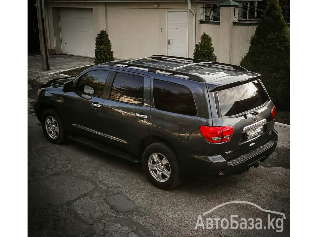 Прокат TOYOTA SEQUOIA