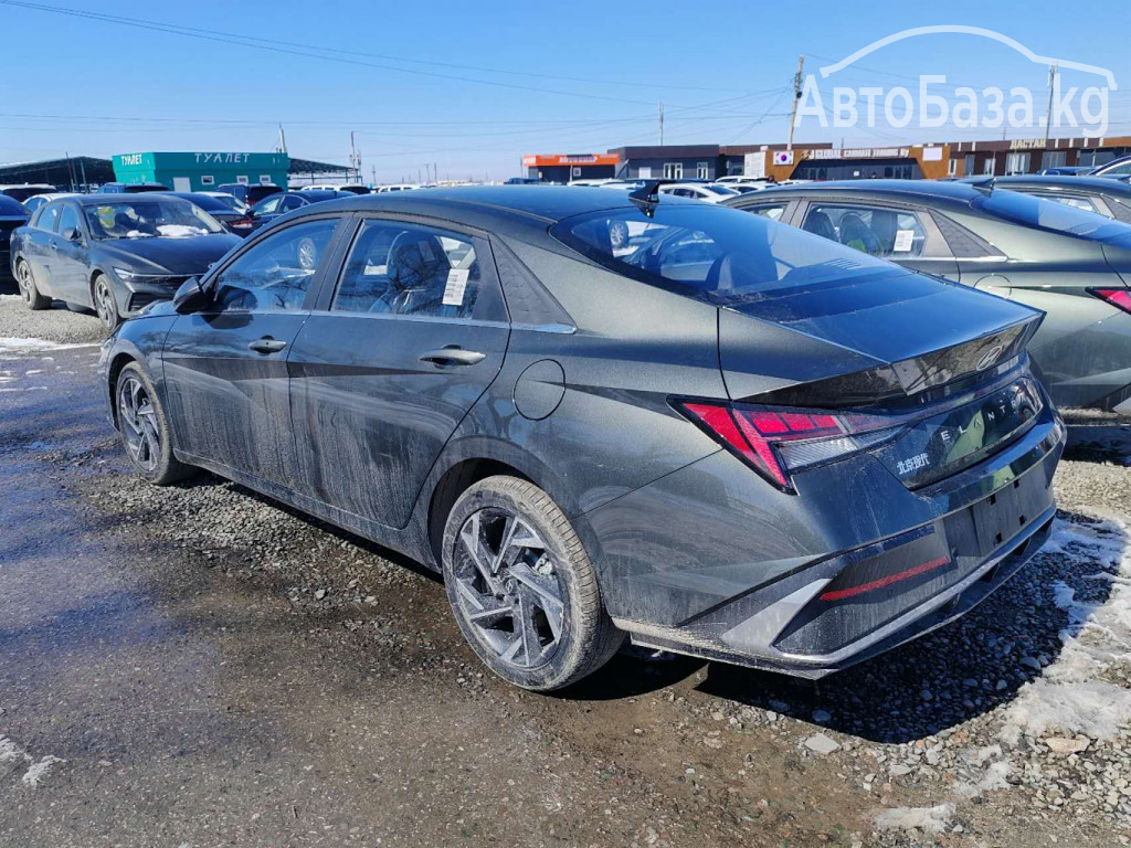 Hyundai Elantra 2017 года за ~1 495 700 сом