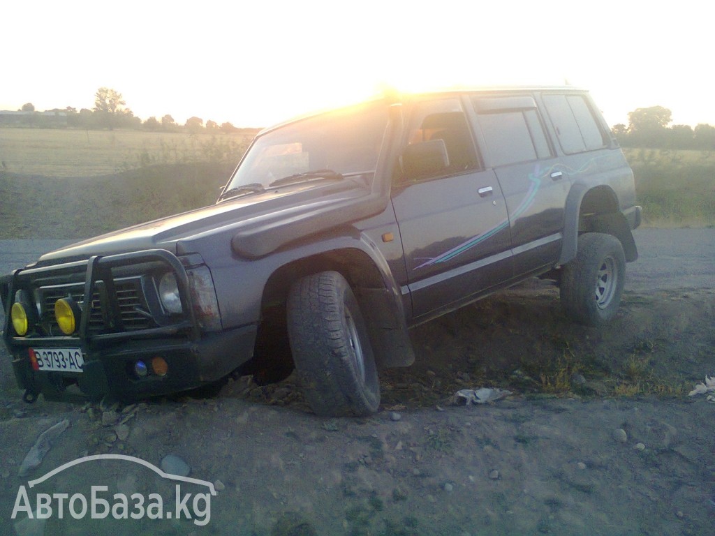 Nissan Patrol 1992 года за ~489 500 сом