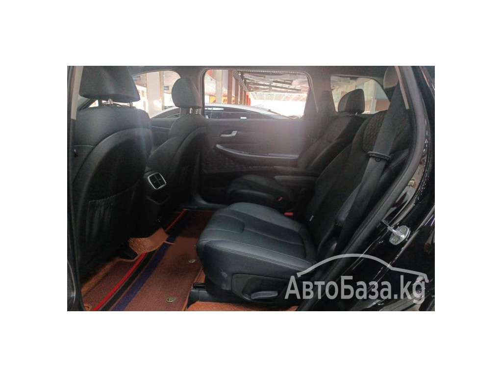 Hyundai Santa Fe 2017 года за ~1 622 900 сом