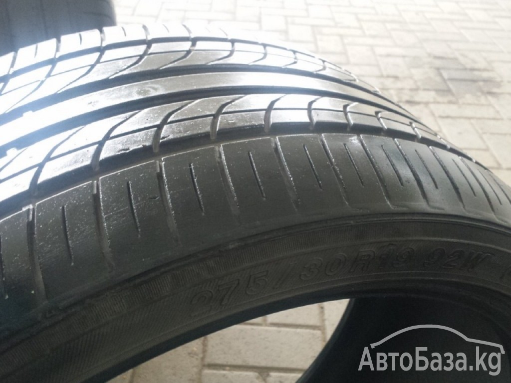 275/30R19-20% износа Лето в хорошем сост ! одно колесо !
235/35/R19- 40% и