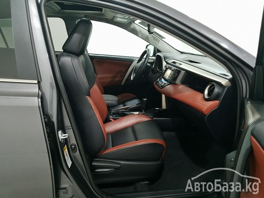 Toyota RAV4 2015 года за ~1 672 600 сом