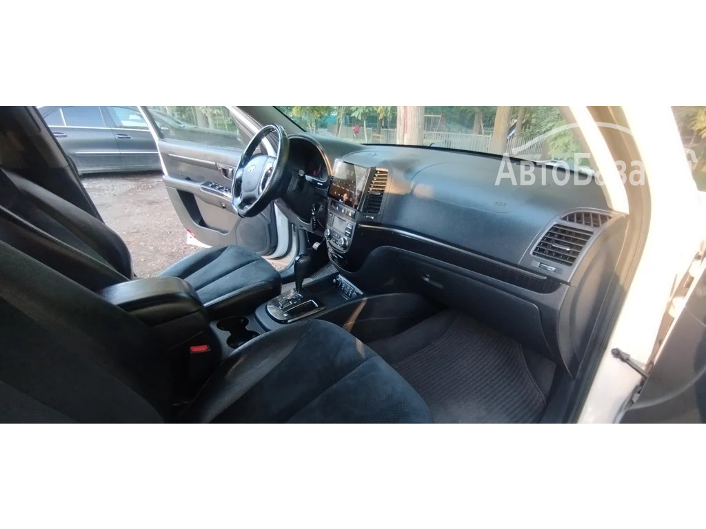 Hyundai Santa Fe 2009 года за ~1 096 500 сом