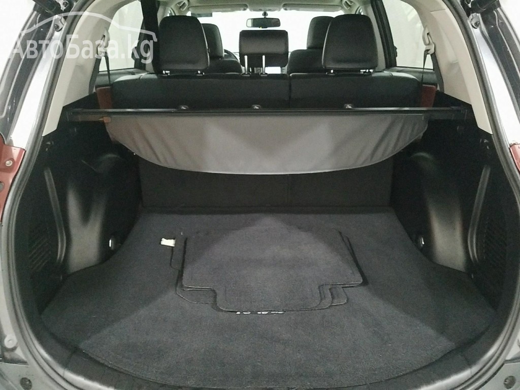 Toyota RAV4 2015 года за ~1 672 600 сом