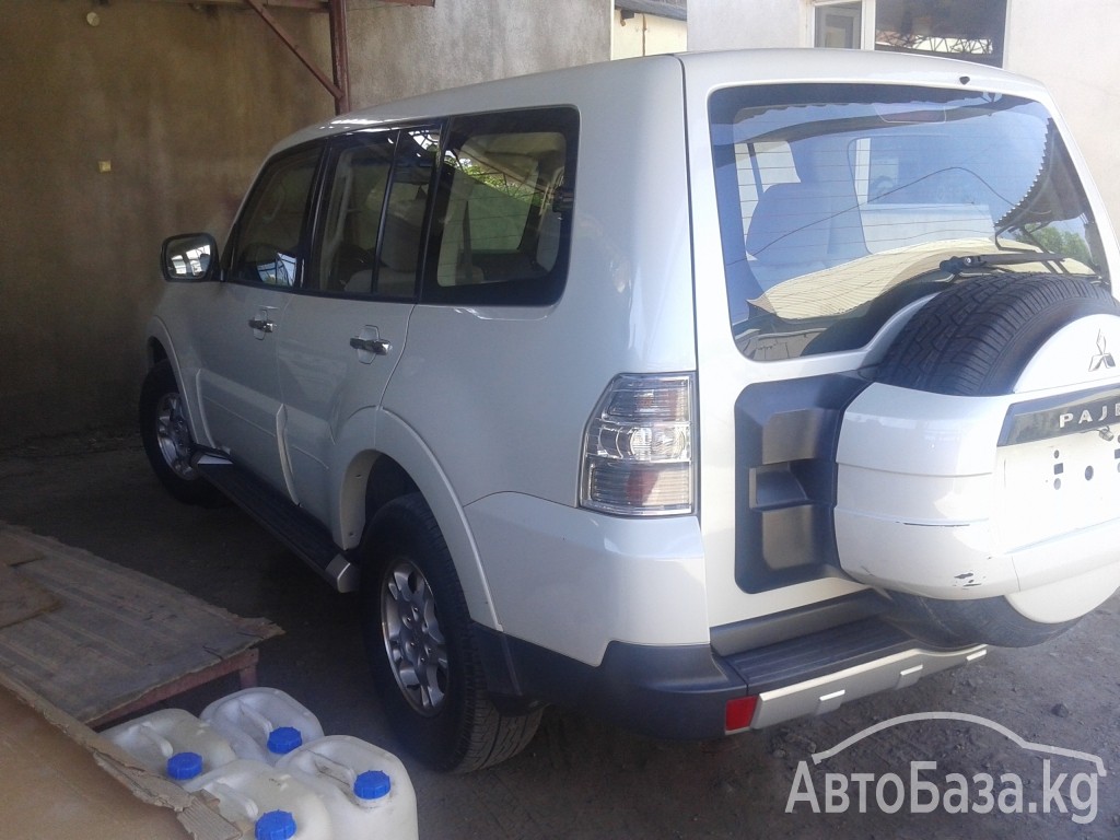 Mitsubishi Pajero 2008 года за ~1 724 200 сом