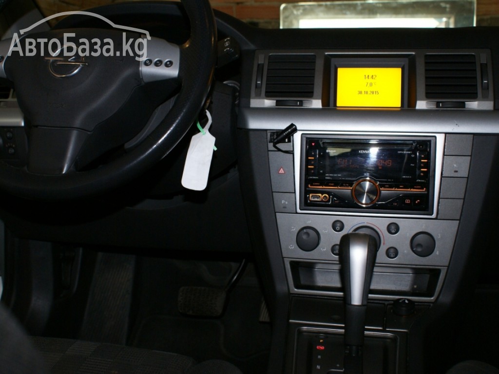 Opel Vectra 2004 года за ~261 100 сом
