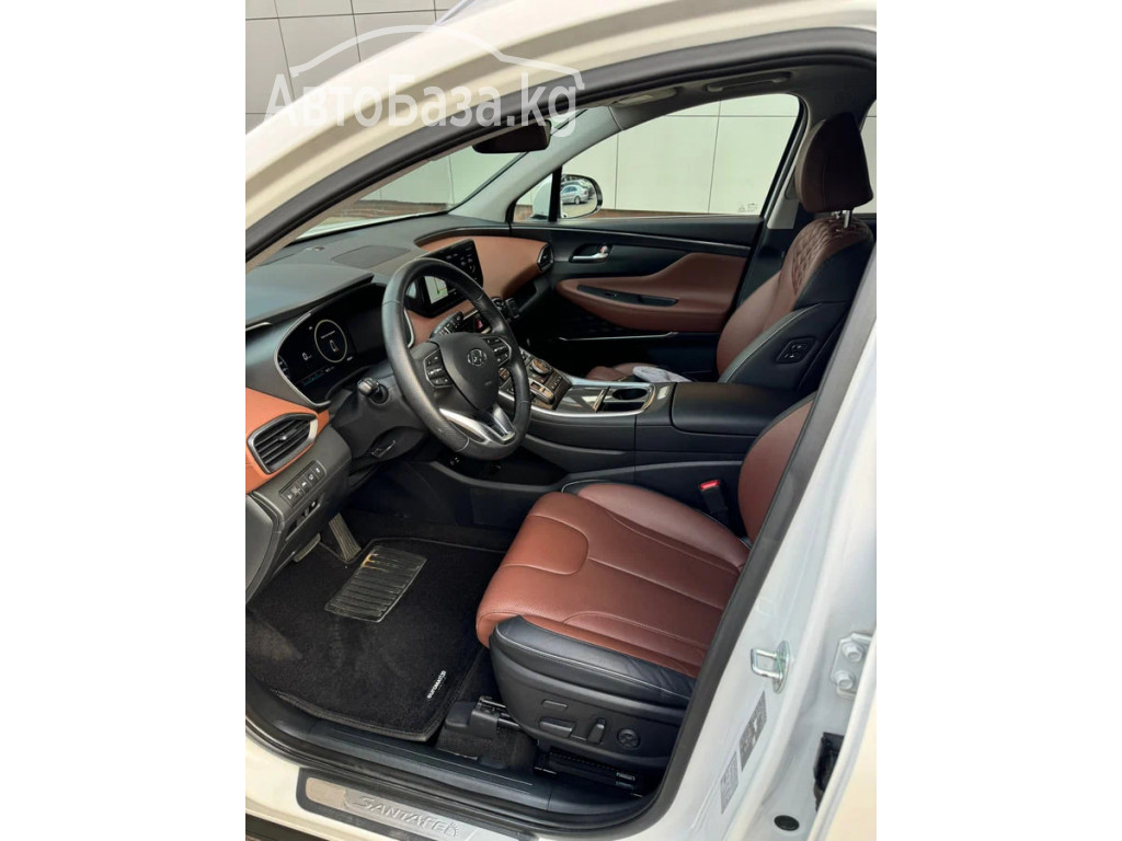 Hyundai Santa Fe 2017 года за ~11 948 600 тг