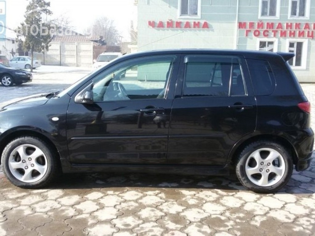 Mazda Demio 2003 года за ~284 500 сом