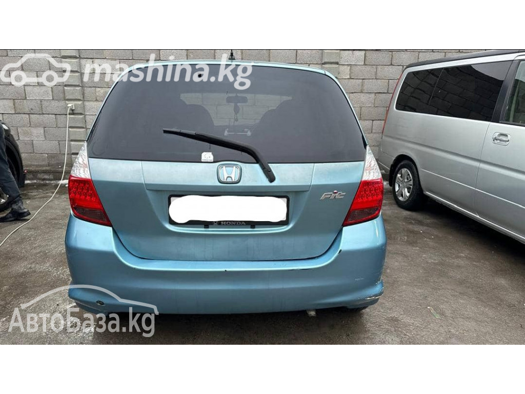 Honda Fit 2005 года за 520 000 сом