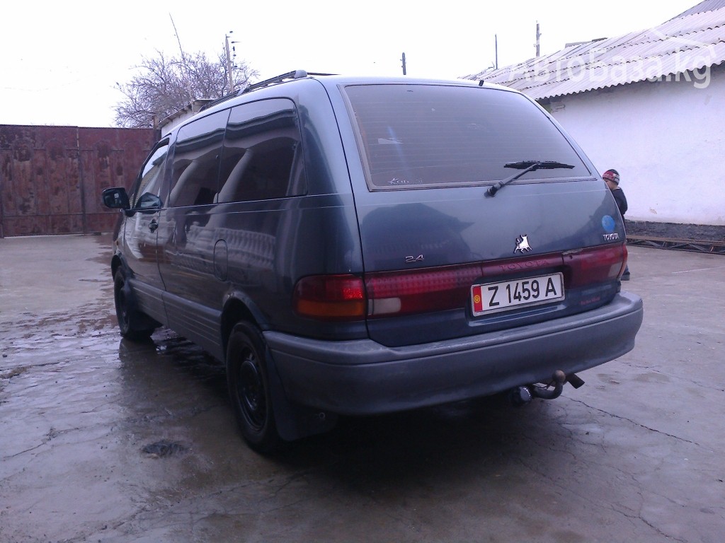 Toyota Previa 1992 года за ~388 000 сом