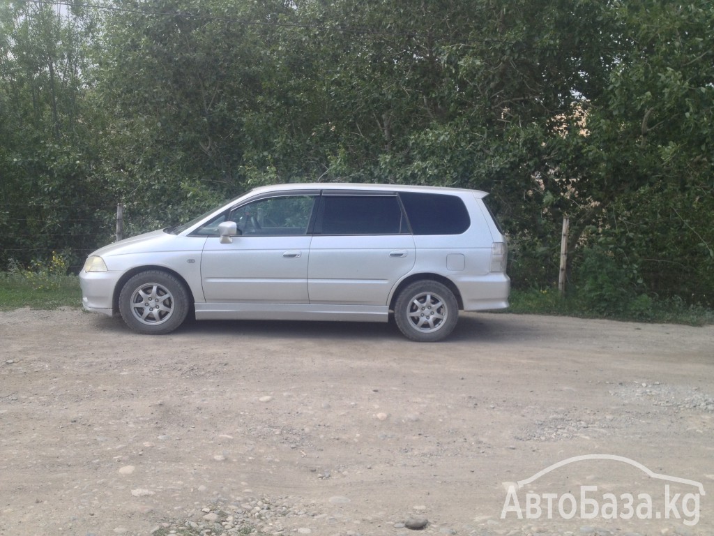 Honda Odyssey 2000 года за ~272 800 руб.