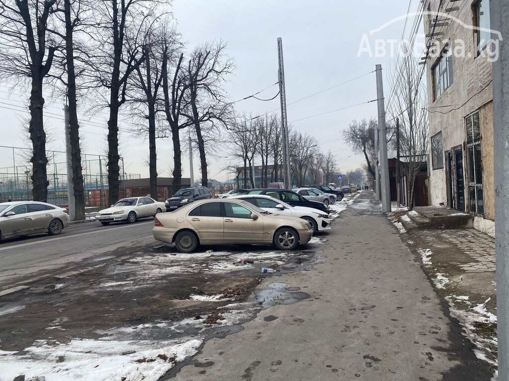 Продаю 3х этажное здание 243 кв.м., центр! ул. Ю. Абдрахманова