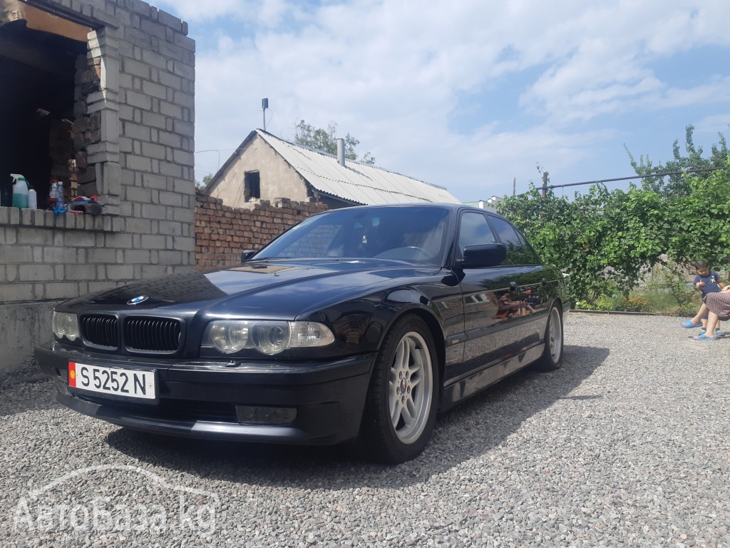 BMW 7 серия 2000 года за ~557 600 сом