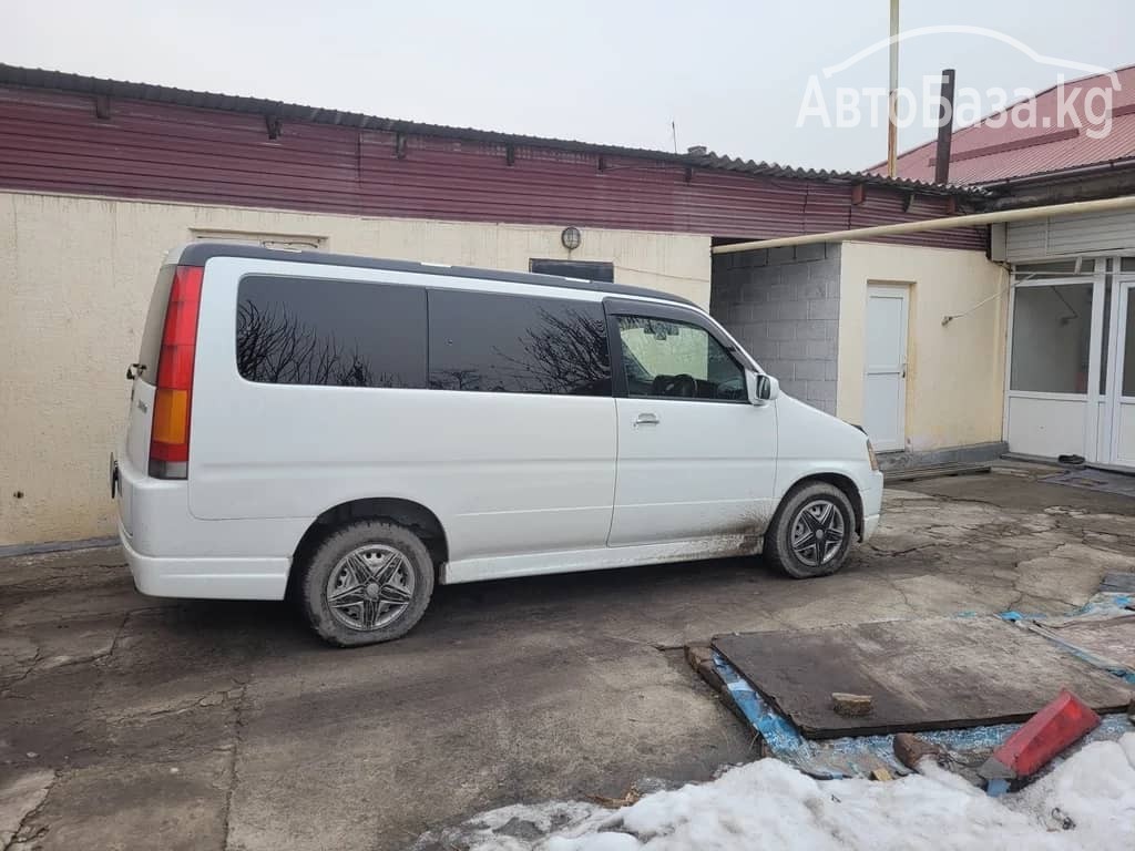 Honda Stepwgn 2000 года за ~594 900 руб.