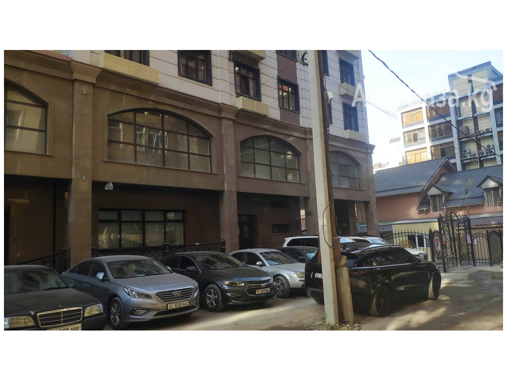 Продается коммерческое помещение в центре Бишкека 